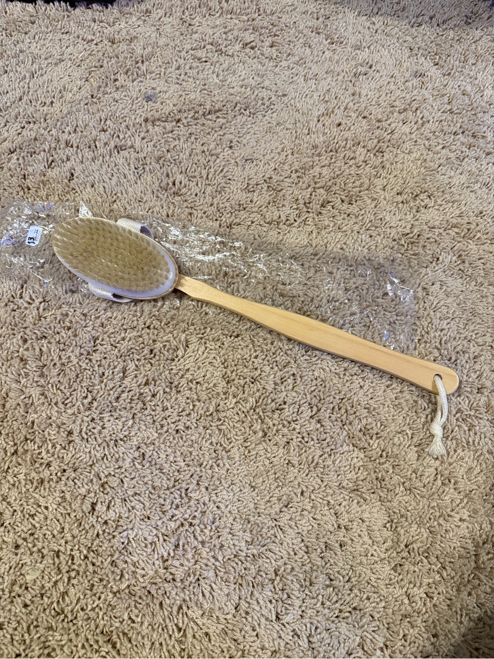 NWT Long Handle Bath Brush with Natural Bristles